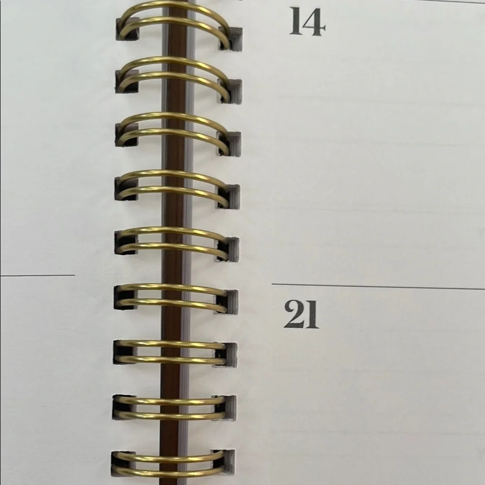 Cambridge Tan Weekly/Monthly Monthly Agenda/Planner
